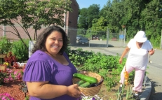 A garden at Jennie Lane unites residents, provides plenty