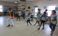 Senegal dancer and drummer brings rhythm to Sullivan Apartments youth