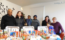 Generous donor gives holiday dinners at Robinson Gardens